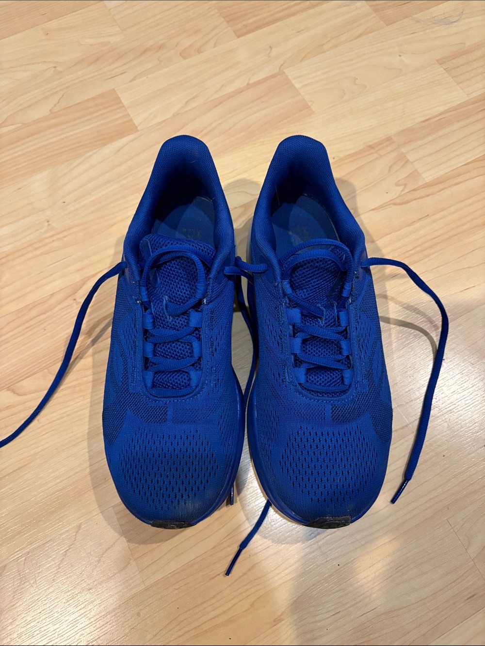 Under Armour Charger+ Men's Athletic Running Shoes in Bright Blue